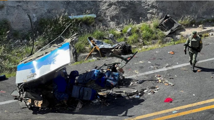 Tai nạn xe buýt khiến hơn 50 người thương vong ở Mexico